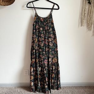 Gorgeous Natural Life Floral Maxi Dress Size M